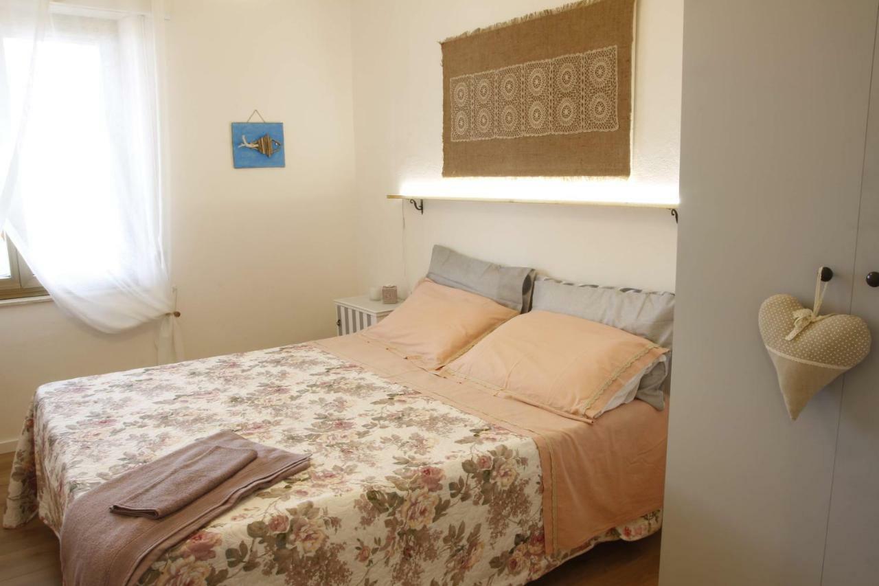 Grande Casa Al Mare Le Verande Санта Мария Наварезе Екстериор снимка