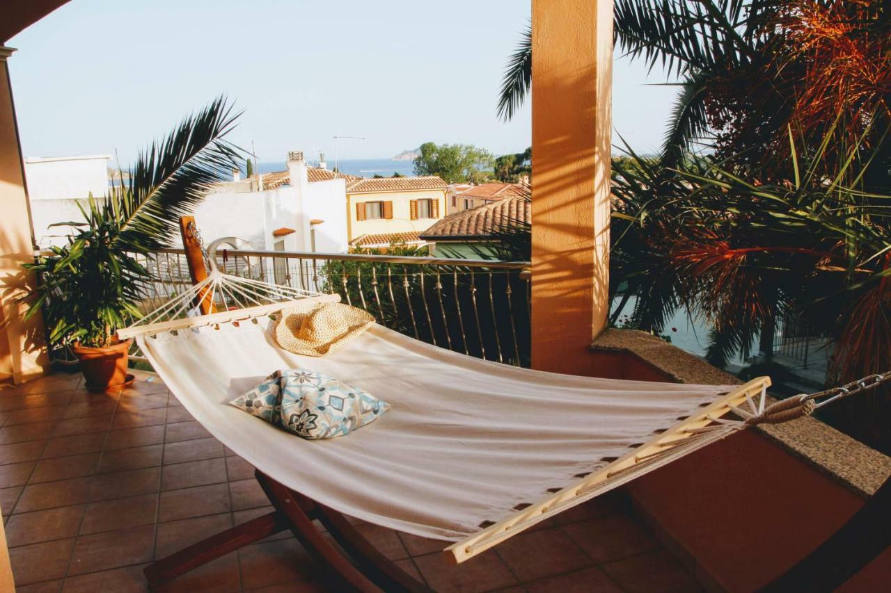 Grande Casa Al Mare Le Verande Санта Мария Наварезе Екстериор снимка